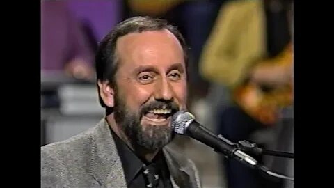 Ray Stevens - "Used Cars" & Interview (Nashville Now, 1990)