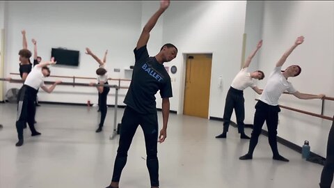 Professional ballet dancer returns to Tampa to teach next generation of dancers