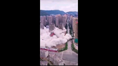 #shorts #tiktok #wow #likeDEMOLITION OF HOUSESMan-made disaster . 15 buildings were demolished in