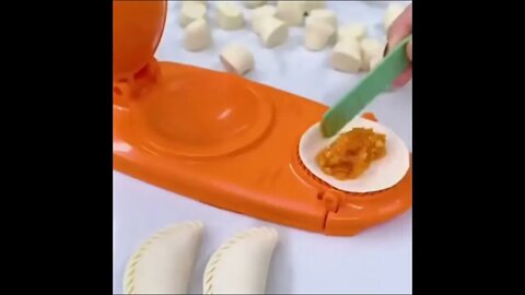 Dumpling Mold Dumpling Maker Machine Dough Pressing Tool