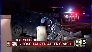 2 adults, 4 kids hurt in Tolleson crash