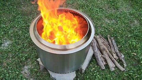 NEW 2022 Solo Stove Bonfire 2.0 (Smokeless Fire Pit)