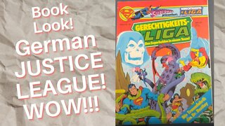 Book Look! Justice League German edition!