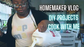 Homemaker Family Vlog | DIY House Projects | My favorite Homemade Mac and Cheese