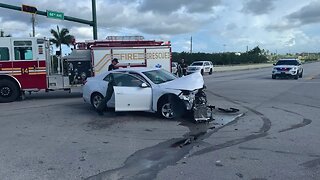 Pursuit ends in crash in Indian River County