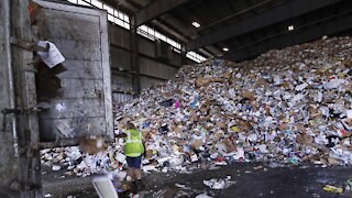 The Ugly Truth About U.S. Recycling System: It's Garbage