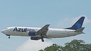 Boeing 737-400F PR-AJY venant de Campinas à Manaus