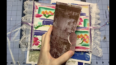 Episode 157 - Junk Journal with Daffodils Galleria - Create a “Tube Pocket”