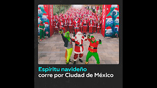 Carrera de Papá Noel llena de espíritu navideño la Ciudad de México