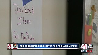 Levasy, Missouri, residents on standby as they wait for waters to recede