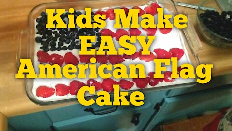 Kids Make Easy American Flag Cake