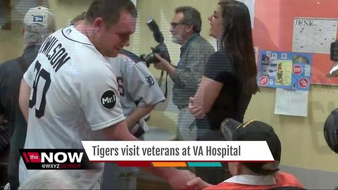 Detroit Tigers visit veterans at VA Hospital