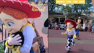 Woody Directs Jessie To Hug Little Girl For The Win! 🤗