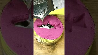 Pouring Molten Metal on Kinetic Sand #shorts #shortsfeed #experiment