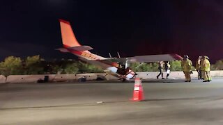 Plane crashes in the middle of San Diego freeway