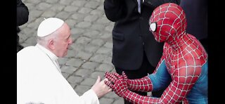 Spider-Man meets Pope Francis