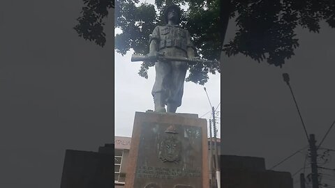 Praça Maria Isabel Monumento a Nelson Spielmann Revolução Constitucionalista de 32 São Paulo