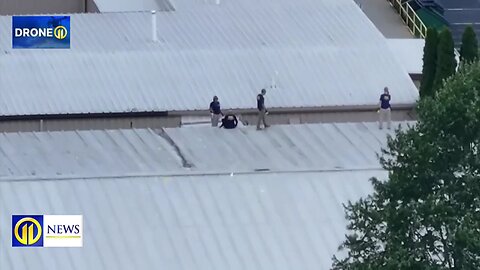 Officer Climbed Onto Roof… Found Crooks, Who Pointed Rifle At Him… Officer Retreated Down The Ladder