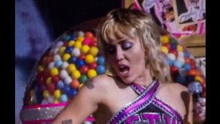 'My heart gets broken a lot': Miley Cyrus breaks down in tears during Wrecking Ball performance