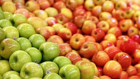8 Amazing Benefits of Eating Apples