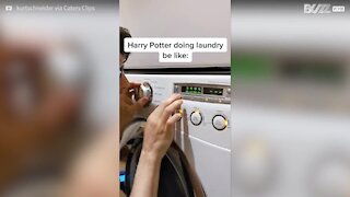 Il joue la bande-annonce d'"Harry Potter" sur sa machine à laver