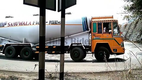 Heavy Load flour mills 1Lorry Hairpin Bend Turning Dhimbam Hills Road