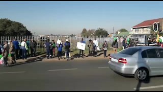 South Africa - Johannesburg - Child protection week (video) (7VA)