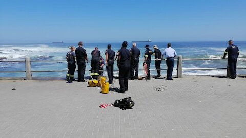 SOUTH AFRICA - Cape Town - Sea Point Drowning Search Continues (Video) (St5)