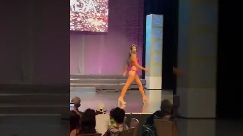 💋 Dominique Doucette - Top 5 Miss Universe Canada 2023 - Best Runway