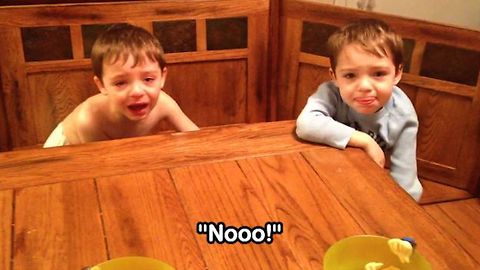 14 Picky Eaters Face Their Worst Nightmare