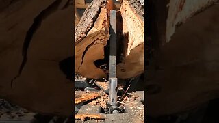 Vertical Split #firewood #split #vertical