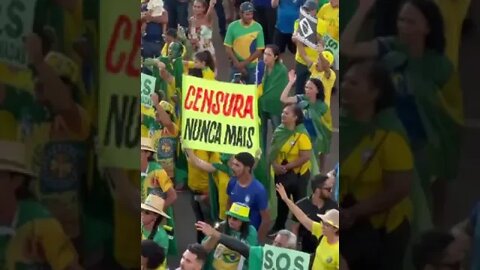 Patriotas se reunem em mais um dia de manifestações em frente ao Exercito#news#brasil#noticias