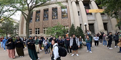 Univ of Minnesota: Draw A Small Crowd At Student Union of Hard Hearts, Then Move To Library Where An Atheist Heckler Helps Me Draw a Much Larger Crowd of Muslims, Atheists, Homosexuals, Evolutionists and Skeptics, Lots of Great Questions!