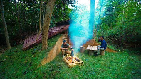 The Most Beautiful dugout in the forest to warm up, work and relax with nature