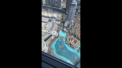 Dubai Burj khalifa top floor 124&125