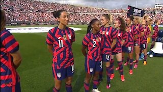 Women's Soccer Team Disrespect WW2 Veteran