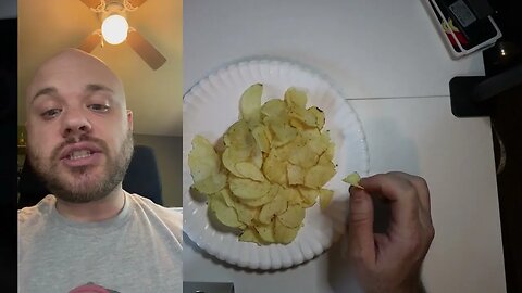 Utz Salt'n Vinegar Potato Chips Review