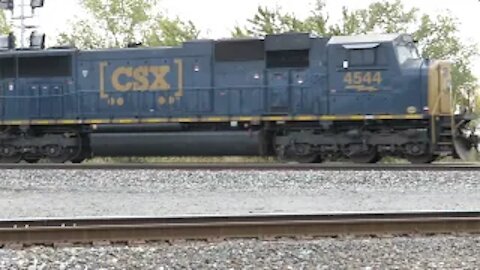 SD70MAC in the Lead of CSX Intermodal Train from Fostoria, Ohio October 10, 2020