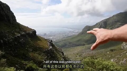 British ! father ! and ! son ! When ! we climbed the top of Table Mountain, the most beautiful scene