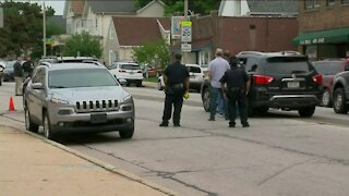 Milwaukee man dead after firing gun, hitting himself during attempted arrest by federal agents