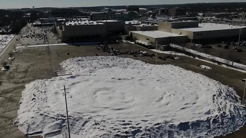 Drone video shows MASSIVE pile of snow near Mayfair Mall in Wauwatosa