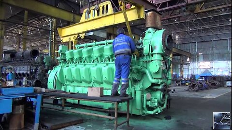 Diesel Trains | How Diesel Locomotives Work? | locomotive engine production