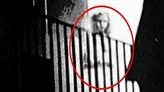 REAL GHOST GIRL CAPTURED ON CAMERA INSIDE AN ABANDONED HAUNTED THEATRE!