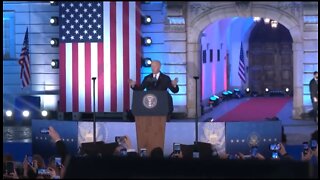 Audience Laughs At Biden When He Tells Them To Sit (There Are No Seats)