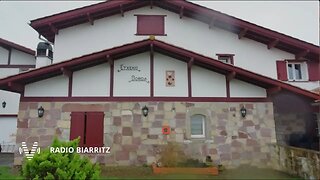 2BOBOS biarrots à Ossès... chez la famille Troumday dans leur auberge Etxeko-Borda #1/2