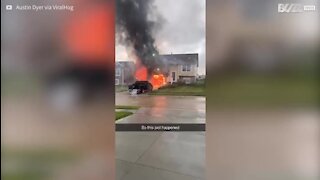 Une explosion de feux d'artifice détruit une résidence