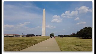 Lazy Sunday Afternoon in Washington D.C. on a bike, looking for trouble.