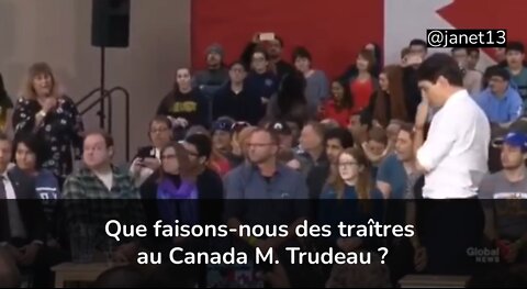 Une Canadienne traite Justin Trudeau de traître au service des mondialistes (2021)