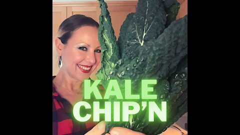 Homemade Kale Chips *Super Easy & Addictive*