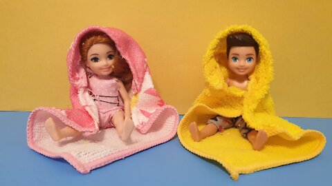 Doll Hooded Beach Bath Towel DIY - Miniature Hooded Beach Bath Towel DIY